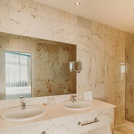 Velamar Boutique - Adults Friendly Hotel