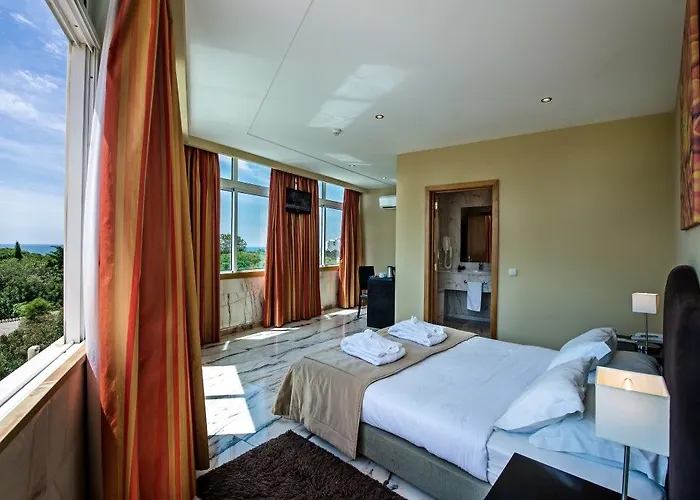 Velamar Boutique - Adults Friendly